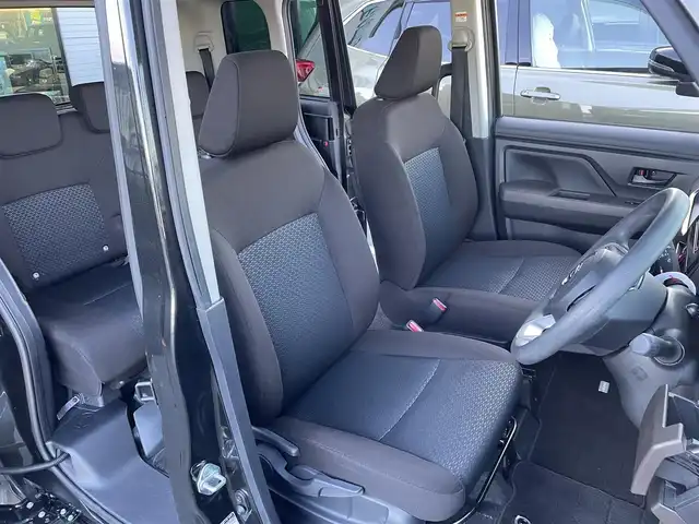 ダイハツ トール G 東京都 2023(令5)年 1.5万km ブラックマイカメタリック 純正ナビ/Bluetooth/プッシュスタート/プリクラッシュセーフティ/バックカメラ/前席シートヒーター/フルセグテレビ/コーナーセンサー/盗難防止/アイドリングストップ/ETC/プッシュスタート/キーレスエントリー/横滑り防止装置/純正ドライブレコーダー