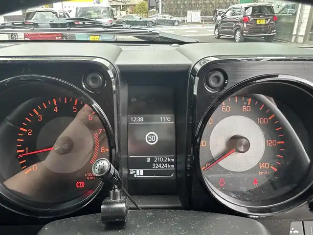 スズキ ジムニー XC 愛知県 2019(平31)年 3.3万km ジャングルグリーン 社外メモリナビ(FM/AM/CD/DVD/BT/USB/iPod/HDMI/SMARTUSEN/フルセグ)/デュアルセンサーブレーキサポート/4WD/ターボ/5MT/バックカメラ/マッドフラッグ/TOTSUGEKIマフラー/Carrozzeriaスピーカー/シートヒーター/LEDヘッドライト/フォグランプ/純正AW16インチ/電動格納ミラー/クルーズコントロール/ETC/プッシュスタート/スマートキー・スペアキー１本/ステアリングリモコン/ABS/取扱説明書・保証書