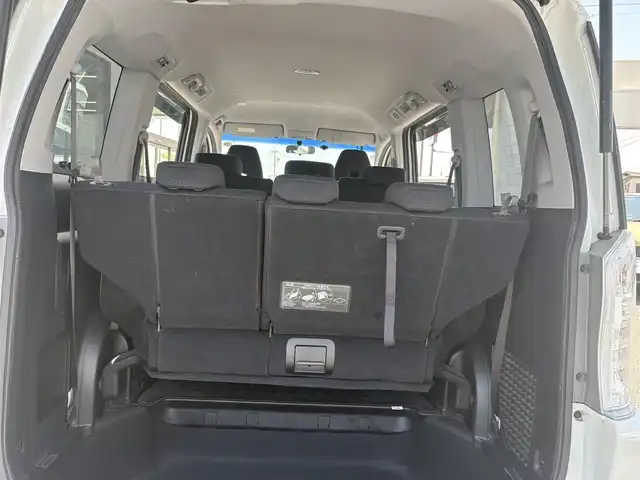 ホンダ ステップワゴン スパーダ Z 埼玉県 2014(平26)年 9.1万km ホワイトオーキッドパール ・ディーラー点検記録複数年有/・ワンオーナー　/コンフォートビューパッケージ/［親水/ヒーテッドドアミラー+フロントドア撥水ガラス］/・ナビ装着用スペシャルパッケージ/・純正9インチプレミアムインターナビTV　DVD BT　/・バックカメラ　/・ＥＴＣ　/・両側パワースライドドア　/・リア両側イージードアクローザー/・オートライト　/ディスチャージヘッドライト＜HID＞/（ロービーム、オートレベリング/オートライトコントロール機構付）　/・アクティブコーナリングライト/・フォグライト　　/・クルーズコントロール　/・パドルシフト/・Hondaスマートキーシステム（Hondaスマートキー2個付）/・１６インチアルミホイール＋スチールラジアルタイヤ（205/60R16 92H　ＢＳレグノサマータイヤ）/・クルーズコントロール/・スーパーＵＶカットフロントドアガラス/・保証書/・取説
