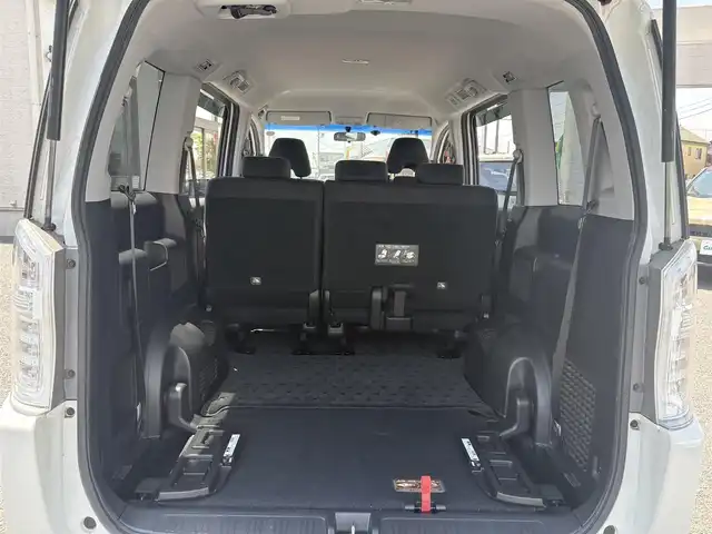 ホンダ ステップワゴン スパーダ Z 埼玉県 2014(平26)年 9.1万km ホワイトオーキッドパール ・ディーラー点検記録複数年有/・ワンオーナー　/コンフォートビューパッケージ/［親水/ヒーテッドドアミラー+フロントドア撥水ガラス］/・ナビ装着用スペシャルパッケージ/・純正9インチプレミアムインターナビTV　DVD BT　/・バックカメラ　/・ＥＴＣ　/・両側パワースライドドア　/・リア両側イージードアクローザー/・オートライト　/ディスチャージヘッドライト＜HID＞/（ロービーム、オートレベリング/オートライトコントロール機構付）　/・アクティブコーナリングライト/・フォグライト　　/・クルーズコントロール　/・パドルシフト/・Hondaスマートキーシステム（Hondaスマートキー2個付）/・１６インチアルミホイール＋スチールラジアルタイヤ（205/60R16 92H　ＢＳレグノサマータイヤ）/・クルーズコントロール/・スーパーＵＶカットフロントドアガラス/・保証書/・取説