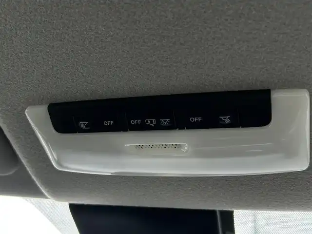 日産 リーフ X 群馬県 2018(平30)年 11.1万km ラディアントレッド ワンオーナー/純正SDナビ/（AM/FM/DISC/USB/Bluetooth/AUX/ワンセグTV）/前席シートヒーター/ステアリングヒーター/バックカメラ/横滑り防止装置/衝突被害軽減ブレーキ/ハロゲンオートヘッドライト/純正フロアマット/純正16インチホイールキャップ/ETC/e-pedal/スマートキー/プッシュスタート/純正充電ケーブル車載/保証書/取扱説明書