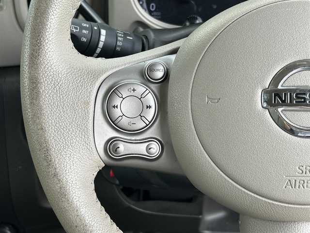 日産 キューブ 15X 富山県 2018(平30)年 8.1万km スーパーブラック 純正ＳＤナビ／/フルセグＴＶ／/Ｂｌｕｅｔｏｏｔｈ／/バックカメラ／/インテリジェントキー／/アイドリングストップ／/プッシュスタートエンジン／/ビルトインＥＴＣ／/ステアリングスイッチ／/ベンチシート
