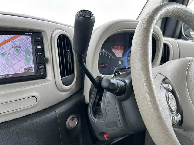 日産 キューブ 15X 富山県 2018(平30)年 8.1万km スーパーブラック 純正ＳＤナビ／/フルセグＴＶ／/Ｂｌｕｅｔｏｏｔｈ／/バックカメラ／/インテリジェントキー／/アイドリングストップ／/プッシュスタートエンジン／/ビルトインＥＴＣ／/ステアリングスイッチ／/ベンチシート