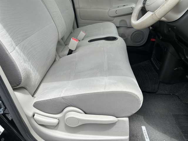 日産 キューブ 15X 富山県 2018(平30)年 8.1万km スーパーブラック 純正ＳＤナビ／/フルセグＴＶ／/Ｂｌｕｅｔｏｏｔｈ／/バックカメラ／/インテリジェントキー／/アイドリングストップ／/プッシュスタートエンジン／/ビルトインＥＴＣ／/ステアリングスイッチ／/ベンチシート