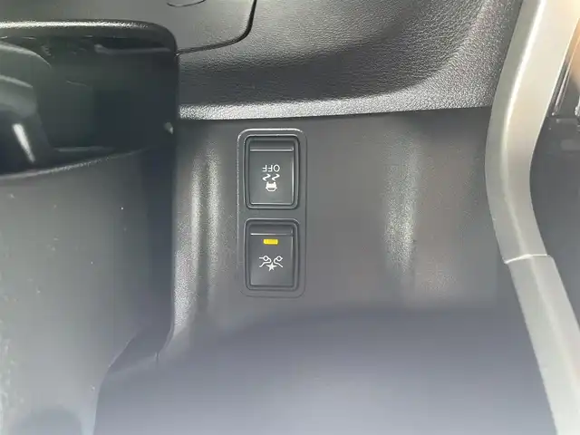 日産 セレナ ハイウェイスター 岩手県 2017(平29)年 11.5万km インペリアルアンバーP (株)IDOMが運営する【じしゃロン盛岡店】の自社ローン専用車両になりますこちらは現金またはオートローンご利用時の価格です。自社ローンご希望の方は別途その旨お申付け下さい/衝突軽減システム/アラウンドビューモニター/両側パワースライドドア/フリップダウンモニター/社外ナビ/CD/DVD/フルセグ/Bluetooth/SD/プッシュスタート/スマートキー/スペアキー/LEDヘッドライト/オートライト/フォグライト/革巻きステアリング/ステアリングスイッチ/ETC