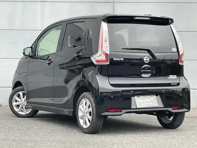 日産 デイズ ハイウェイスターX 千葉県 2018(平30)年 0.2万km ブラック 衝突軽減ブレーキ/全方位カメラ/純正７インチナビ/フルセグＴＶ/Ｂｌｕｅｔｏｏｔｈ/ＥＴＣ/ＨＩＤヘッドライト/助手席回転シート/レーンアシスト/コーナーセンサー/純正１４インチＡＷ