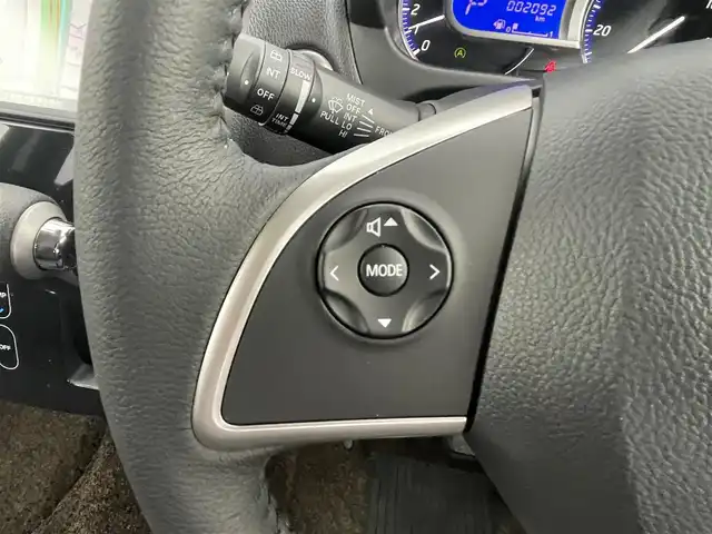 日産 デイズ ハイウェイスターX 千葉県 2018(平30)年 0.2万km ブラック 衝突軽減ブレーキ/全方位カメラ/純正７インチナビ/フルセグＴＶ/Ｂｌｕｅｔｏｏｔｈ/ＥＴＣ/ＨＩＤヘッドライト/助手席回転シート/レーンアシスト/コーナーセンサー/純正１４インチＡＷ