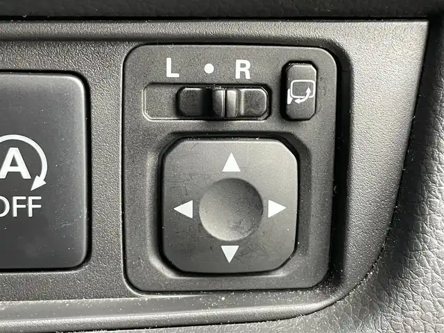 日産 デイズ ハイウェイスターX 千葉県 2018(平30)年 0.2万km ブラック 衝突軽減ブレーキ/全方位カメラ/純正７インチナビ/フルセグＴＶ/Ｂｌｕｅｔｏｏｔｈ/ＥＴＣ/ＨＩＤヘッドライト/助手席回転シート/レーンアシスト/コーナーセンサー/純正１４インチＡＷ