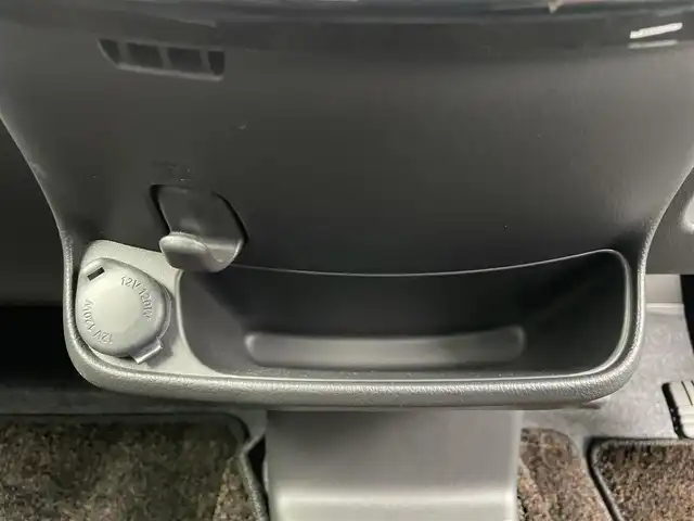 日産 デイズ ハイウェイスターX 千葉県 2018(平30)年 0.2万km ブラック 衝突軽減ブレーキ/全方位カメラ/純正７インチナビ/フルセグＴＶ/Ｂｌｕｅｔｏｏｔｈ/ＥＴＣ/ＨＩＤヘッドライト/助手席回転シート/レーンアシスト/コーナーセンサー/純正１４インチＡＷ