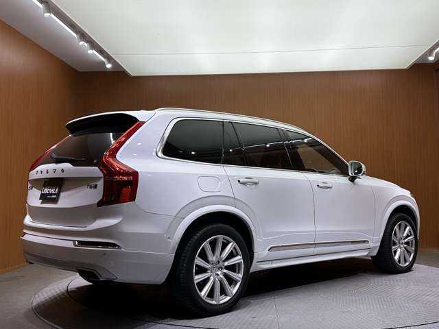 ボルボ ＸＣ９０ T6 AWD インスクリプション 千葉県 2016(平28)年 6.2万km クリスタルホワイトP Ｂｏｗｅｒｓ＆Ｗｉｌｋｉｎｓサウンド　/エアサス　/茶革　/ＨＵＤ　/ＡＣＣ　/ナビ　/３６０°Ｂｌｕｅｔｏｏｔｈ接続　/電動シート　/シートＨ　/ベンチレーション　/電動リアゲート　/衝突軽減Ｂ　/ＢＳＭ　/ＬＫＡ　/ＥＴＣ