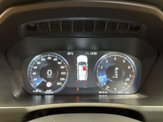 ボルボ ＸＣ９０ T6 AWD インスクリプション 千葉県 2016(平28)年 6.2万km クリスタルホワイトP Ｂｏｗｅｒｓ＆Ｗｉｌｋｉｎｓサウンド　/エアサス　/茶革　/ＨＵＤ　/ＡＣＣ　/ナビ　/３６０°Ｂｌｕｅｔｏｏｔｈ接続　/電動シート　/シートＨ　/ベンチレーション　/電動リアゲート　/衝突軽減Ｂ　/ＢＳＭ　/ＬＫＡ　/ＥＴＣ