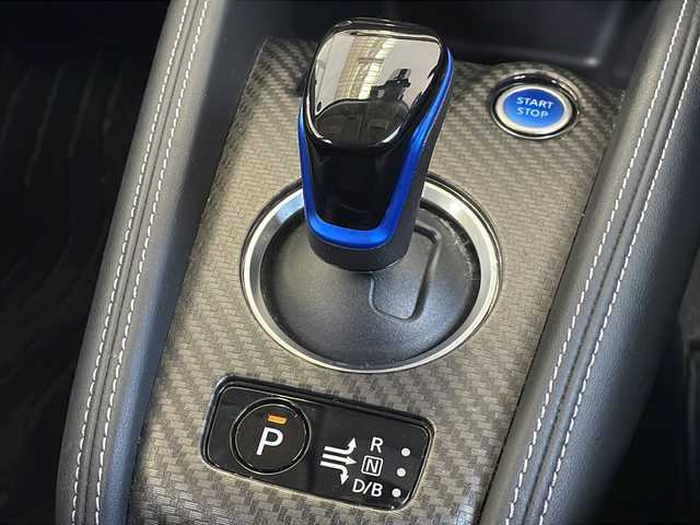 日産 キックス X 福島県 2020(令2)年 3.2万km ピュアブラック １オーナー　プロパイロット　純正フルエアロ　全方位カメラ　デジタルインナーミラー　ハーフレザーシート　フルセグＴＶ　純正ドライブレコーダー　ビルトインＥＴＣ　クリアランスソナー　ルーフレール