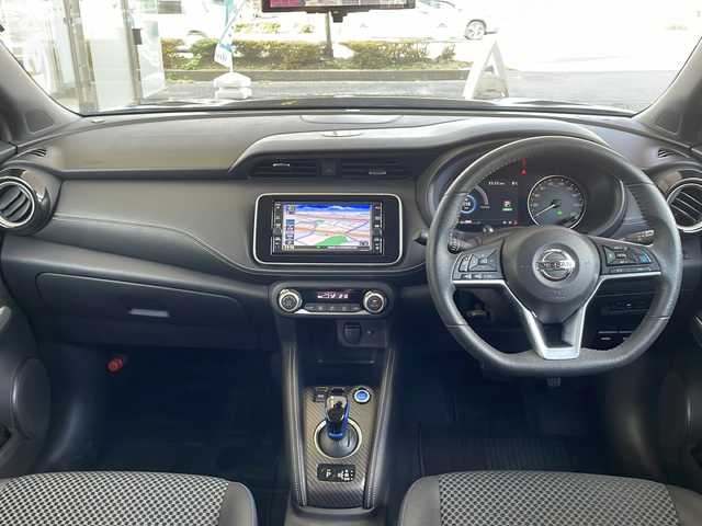 日産 キックス X 福島県 2020(令2)年 3.2万km ピュアブラック １オーナー　プロパイロット　純正フルエアロ　全方位カメラ　デジタルインナーミラー　ハーフレザーシート　フルセグＴＶ　純正ドライブレコーダー　ビルトインＥＴＣ　クリアランスソナー　ルーフレール