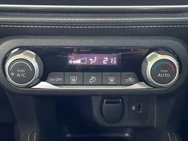 日産 キックス X 福島県 2020(令2)年 3.2万km ピュアブラック １オーナー　プロパイロット　純正フルエアロ　全方位カメラ　デジタルインナーミラー　ハーフレザーシート　フルセグＴＶ　純正ドライブレコーダー　ビルトインＥＴＣ　クリアランスソナー　ルーフレール