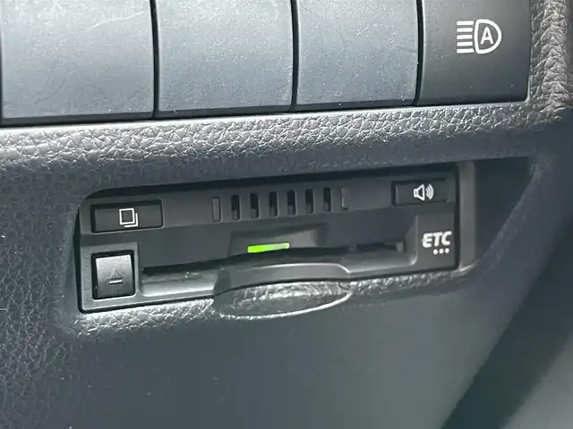 トヨタ ＲＡＶ４ ハイブリットX 宮崎県 2019(令1)年 3.8万km ホワイトパールクリスタルシャイン フルセグテレビ/SDナビ/トヨタセーフティセンス/バックカメラ/プッシュスタート/盗難防止装置/パーキングサポートブレーキ/ブラインドスポットモニター/純正18インチアルミ/ドライブレコーダー/LEDヘッドライト/クルーズコントロール/ETC