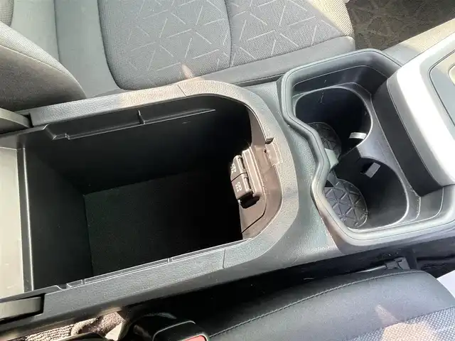 トヨタ ＲＡＶ４ ハイブリットX 宮崎県 2019(令1)年 3.8万km ホワイトパールクリスタルシャイン フルセグテレビ/SDナビ/トヨタセーフティセンス/バックカメラ/プッシュスタート/盗難防止装置/パーキングサポートブレーキ/ブラインドスポットモニター/純正18インチアルミ/ドライブレコーダー/LEDヘッドライト/クルーズコントロール/ETC