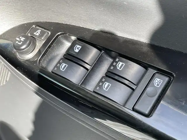 ダイハツ タント カスタム RS SA 長野県 2015(平27)年 8.5万km パールホワイトⅢ (株)IDOMが運営する【じしゃロン長野店】の自社ローン専用車両になります。こちらは現金またはオートローンご利用時の価格です。自社ローンご希望の方は別途その旨お申付け下さい /社外SDナビ/（フルセグTV/Bluetooth接続/CD/DVD）/両側パワースライドドア/バックカメラ/ETC/プッシュスタート＆スマートキー/オートライト/LEDヘッドライト