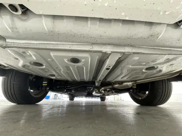 トヨタ ノア ハイブリッド S－Z 滋賀県 2023(令5)年 1万km ホワイトパールクリスタルシャイン 純正メモリナビ/10.5型純正ディスプレイオーディオ/トヨタセーフティーセンス/レーダークルーズコントロール/レーンキープアシスト/プロアクティブドライビングアシスト/アダプティブハイビーム/レーンディパーチャーアラート/ロードサインアシスト/両側電動スライドドア/純正ETC2.0/オートホールド/オートハイビーム/LEDヘッドライト/１００V充電/バックカメラ/純正17アルミホイール