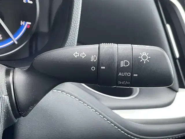 トヨタ ノア ハイブリッド S－Z 滋賀県 2023(令5)年 1万km ホワイトパールクリスタルシャイン 純正メモリナビ/10.5型純正ディスプレイオーディオ/トヨタセーフティーセンス/レーダークルーズコントロール/レーンキープアシスト/プロアクティブドライビングアシスト/アダプティブハイビーム/レーンディパーチャーアラート/ロードサインアシスト/両側電動スライドドア/純正ETC2.0/オートホールド/オートハイビーム/LEDヘッドライト/１００V充電/バックカメラ/純正17アルミホイール