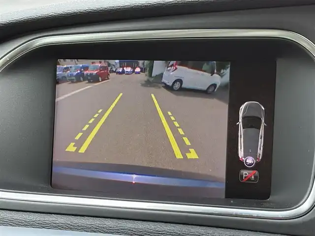 ボルボ Ｖ４０ T3 モメンタム 静岡県 2018(平30)年 4.7万km 紺 ハーフレザーシート /BLIS/純正ナビ/(CD/DVD/Bluetooth/フルセグ)/衝突被害軽減システム/バックカメラ/アダプティブクルーズコントロール/レーンキープアシスト/パーキングアシスト/パワーシート/シートヒーター/スマートキー/ETC/フロアマット/純正17インチアルミホイール/保証書/取説/スペアキー