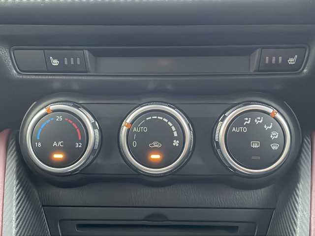 マツダ ＣＸ－３ XD ツーリング 青森県 2015(平27)年 11.2万km チタニウムフラッシュマイカ 4WD/OPセーフティクルーズパッケージ/純正SDナビ・フルセグTV/CD・DVD・Bluetooth・USB・・AUX/バックカメラ/ハーフレザーシート/前席シートヒーター/ヘッドアップディスプレイ/衝突軽減ブレーキ/追従クルーズコントロール/ハイビームコントロール/ブラインドスポットモニタリング/レーンアシスト/パドルシフト/純正エンジンスターター/ビルトインETC/LEDヘッドライト/フォグランプ/純正18インチアルミ/スペアキー/H29.30.R1.2.3.4.5.6.7年記録簿有り/保証書・取扱書