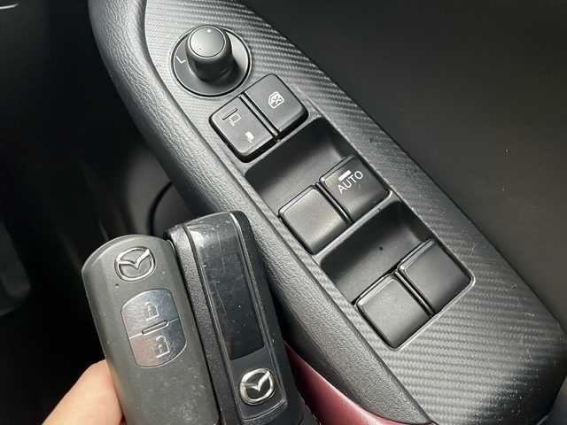 マツダ ＣＸ－３ XD ツーリング 青森県 2015(平27)年 11.2万km チタニウムフラッシュマイカ 4WD/OPセーフティクルーズパッケージ/純正SDナビ・フルセグTV/CD・DVD・Bluetooth・USB・・AUX/バックカメラ/ハーフレザーシート/前席シートヒーター/ヘッドアップディスプレイ/衝突軽減ブレーキ/追従クルーズコントロール/ハイビームコントロール/ブラインドスポットモニタリング/レーンアシスト/パドルシフト/純正エンジンスターター/ビルトインETC/LEDヘッドライト/フォグランプ/純正18インチアルミ/スペアキー/H29.30.R1.2.3.4.5.6.7年記録簿有り/保証書・取扱書