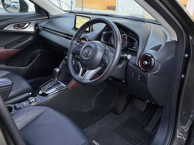 マツダ ＣＸ－３ XD ツーリング 青森県 2015(平27)年 11.2万km チタニウムフラッシュマイカ 4WD/OPセーフティクルーズパッケージ/純正SDナビ・フルセグTV/CD・DVD・Bluetooth・USB・・AUX/バックカメラ/ハーフレザーシート/前席シートヒーター/ヘッドアップディスプレイ/衝突軽減ブレーキ/追従クルーズコントロール/ハイビームコントロール/ブラインドスポットモニタリング/レーンアシスト/パドルシフト/純正エンジンスターター/ビルトインETC/LEDヘッドライト/フォグランプ/純正18インチアルミ/スペアキー/H29.30.R1.2.3.4.5.6.7年記録簿有り/保証書・取扱書