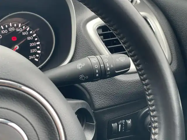 クライスラー・ジープ ジープ コンパス ロンジチュード 山梨県 2019(平31)年 4.1万km パール