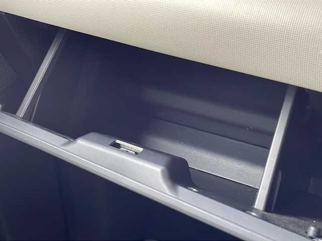 ダイハツ ムーヴ キャンバス G メイクアッフ SA Ⅱ 長野県 2016(平28)年 4.4万km パールホワイトⅢ/ナチュラルベージュマイカメタリック 2トーン 禁煙車/4WD/純正8インチナビ/【NSZN-X67D】/（CD/DVD/フルセグTV/Bluetooth/HDMI）/スマートアシスト２/・衝突回避支援ブレーキ/・衝突警報機能/・車線逸脱警報機能/・誤発進抑制制御機能/・先行車発進お知らせ機能/全周囲カメラ/バックカメラ/ETC/両側パワースライドドア/ステアリングスイッチ/アイドリングストップ/ベンチシート/LEDヘッドライト/純正ドラレコ/フォグランプ/オートライト/スマートキー/Pスタート/電動格納ミラー/純正フロアマット/ドアバイザー