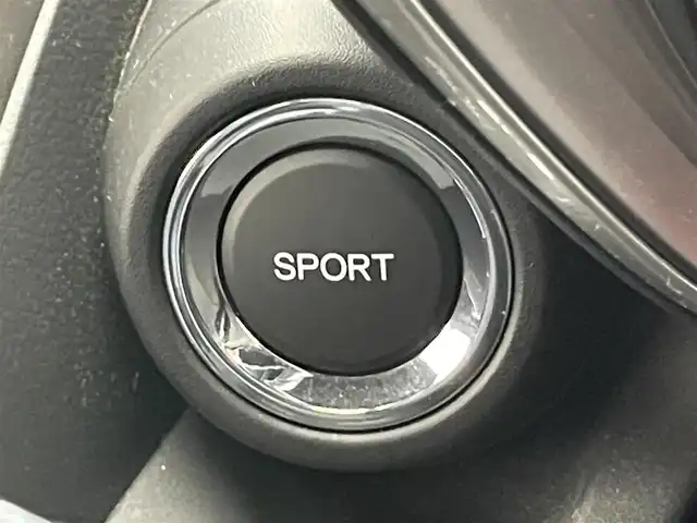 ホンダ Ｓ６６０ α 愛知県 2015(平27)年 3.7万km フレームレッド ディスプレイオーディオ　バックカメラ　衝突軽減　ＥＴＣ　禁煙　Ｂｌｕｅｔｏｏｔｈ　黒ハーフレザー　ＨＤＭＩ　パドルシフト　ＬＥＤオートライト　ＵＳＢポート　アイドリングストップ　プッシュスタート