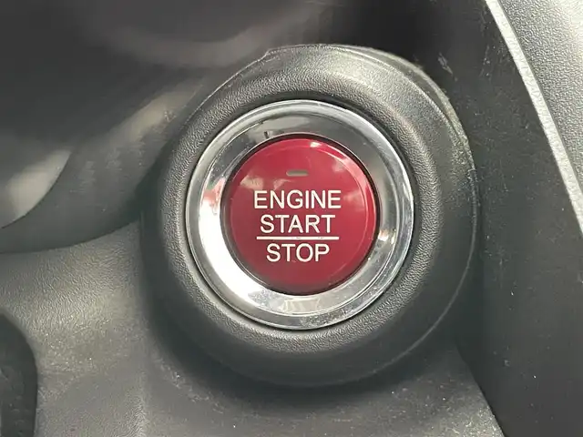 ホンダ Ｓ６６０ α 愛知県 2015(平27)年 3.7万km フレームレッド ディスプレイオーディオ　バックカメラ　衝突軽減　ＥＴＣ　禁煙　Ｂｌｕｅｔｏｏｔｈ　黒ハーフレザー　ＨＤＭＩ　パドルシフト　ＬＥＤオートライト　ＵＳＢポート　アイドリングストップ　プッシュスタート