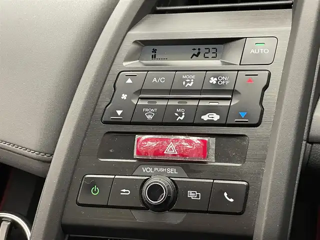 ホンダ Ｓ６６０ α 愛知県 2015(平27)年 3.7万km フレームレッド ディスプレイオーディオ　バックカメラ　衝突軽減　ＥＴＣ　禁煙　Ｂｌｕｅｔｏｏｔｈ　黒ハーフレザー　ＨＤＭＩ　パドルシフト　ＬＥＤオートライト　ＵＳＢポート　アイドリングストップ　プッシュスタート