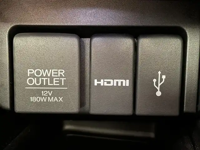 ホンダ Ｓ６６０ α 愛知県 2015(平27)年 3.7万km フレームレッド ディスプレイオーディオ　バックカメラ　衝突軽減　ＥＴＣ　禁煙　Ｂｌｕｅｔｏｏｔｈ　黒ハーフレザー　ＨＤＭＩ　パドルシフト　ＬＥＤオートライト　ＵＳＢポート　アイドリングストップ　プッシュスタート