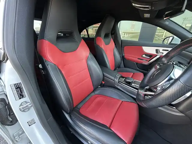 メルセデス・ベンツ ＣＬＡ２５０ 4MATIC AMGライン 石川県 2019(令1)年 5.3万km パール 4WD/AMGレザーエクスクルーシブパッケージ/レーダーセーフティパッケージ/ナビゲーションパッケージ/アドバンスドパッケージ/パノラミックスライディングルーフ/ETC2.0/全方位カメラ/ヘッドアップディスプレイ/パワーシート（D+N席）/シートヒーター（D+N席）/シートメモリー/純正アルミホイール/スマートキー
