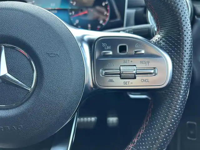 メルセデス・ベンツ ＣＬＡ２５０ 4MATIC AMGライン 石川県 2019(令1)年 5.3万km パール 4WD/AMGレザーエクスクルーシブパッケージ/レーダーセーフティパッケージ/ナビゲーションパッケージ/アドバンスドパッケージ/パノラミックスライディングルーフ/ETC2.0/全方位カメラ/ヘッドアップディスプレイ/パワーシート（D+N席）/シートヒーター（D+N席）/シートメモリー/純正アルミホイール/スマートキー