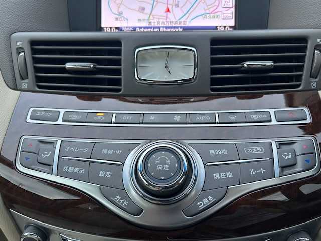 日産 フーガ 250GT 静岡県 2015(平27)年 6.2万km ガーネットブラック ●純正ナビ/（ワンセグ/CD/DVD/Bluetooth）/●全方位カメラ/●クルーズコントロール/●衝突軽減ブレーキ/●レーンキープアシスト/●前後コーナーセンサー/●オートライト/●フォグランプ/●革巻きステアリング/●ステアリングスイッチ/●チルト&テレスコピックステアリング/●運転席シートメモリー/●運転席&助手席パワーシート/●電動格納ウインカーミラー/●ETC/●ドアバイザー/●プッシュスタート/●スマートキー/●スペアキー1本/●純正18インチアルミホイール/●W+サイド+カーテンSRS+ABS