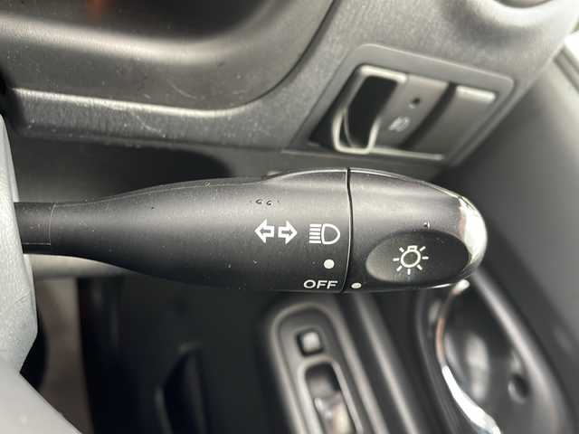 スズキ ジムニー クロスアドベンチャー 山形県 2013(平25)年 7.9万km パールホワイト ４WD/社外ナビ（AM.FM/TV/CD/Bluetooth）/前後ドライブレコーダー/運転席シートヒーター/合皮シート/ETC/バックカメラ/背面タイヤ/フォグランプ/純正フロアマット/ドアバイザー/ウインカーミラー/パワーステアリング/パワーウインドウ