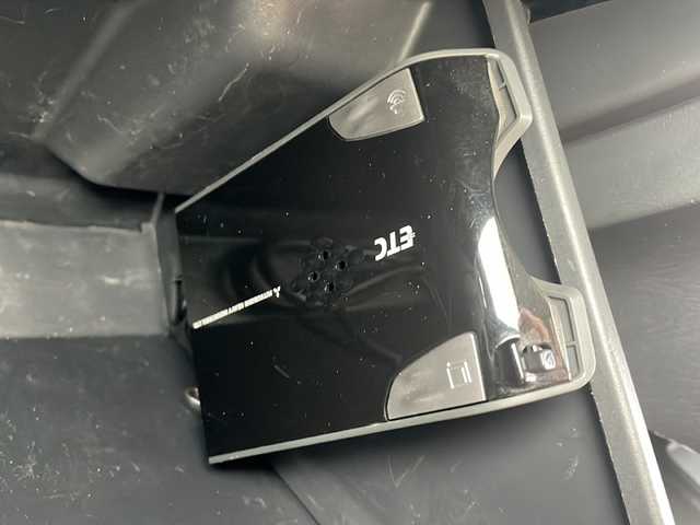 スズキ ジムニー クロスアドベンチャー 山形県 2013(平25)年 7.9万km パールホワイト ４WD/社外ナビ（AM.FM/TV/CD/Bluetooth）/前後ドライブレコーダー/運転席シートヒーター/合皮シート/ETC/バックカメラ/背面タイヤ/フォグランプ/純正フロアマット/ドアバイザー/ウインカーミラー/パワーステアリング/パワーウインドウ