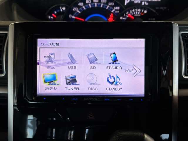 ダイハツ タント カスタム RS スマートセレ SA 静岡県 2014(平26)年 9.8万km パールホワイトⅢ 社外メモリナビ/・CD/・DVD/・フルセグＴＶ/・Bluetooth/・USB/・AM/・FM/主要装備/・両側パワスラ/・衝突軽減/・横滑り防止装置/・ETC/・ドラレコ前/・純正フロアマット/・純正アルミホイール/・LEDヘッドライト/・オートライト/・フォグランプ/・スマートキー/・プッシュスタート