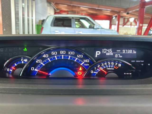 ダイハツ タント カスタム RS スマートセレ SA 静岡県 2014(平26)年 9.8万km パールホワイトⅢ 社外メモリナビ/・CD/・DVD/・フルセグＴＶ/・Bluetooth/・USB/・AM/・FM/主要装備/・両側パワスラ/・衝突軽減/・横滑り防止装置/・ETC/・ドラレコ前/・純正フロアマット/・純正アルミホイール/・LEDヘッドライト/・オートライト/・フォグランプ/・スマートキー/・プッシュスタート