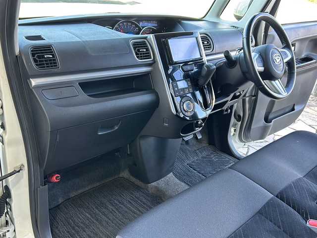 ダイハツ タント カスタム RS スマートセレ SA 静岡県 2014(平26)年 9.8万km パールホワイトⅢ 社外メモリナビ/・CD/・DVD/・フルセグＴＶ/・Bluetooth/・USB/・AM/・FM/主要装備/・両側パワスラ/・衝突軽減/・横滑り防止装置/・ETC/・ドラレコ前/・純正フロアマット/・純正アルミホイール/・LEDヘッドライト/・オートライト/・フォグランプ/・スマートキー/・プッシュスタート