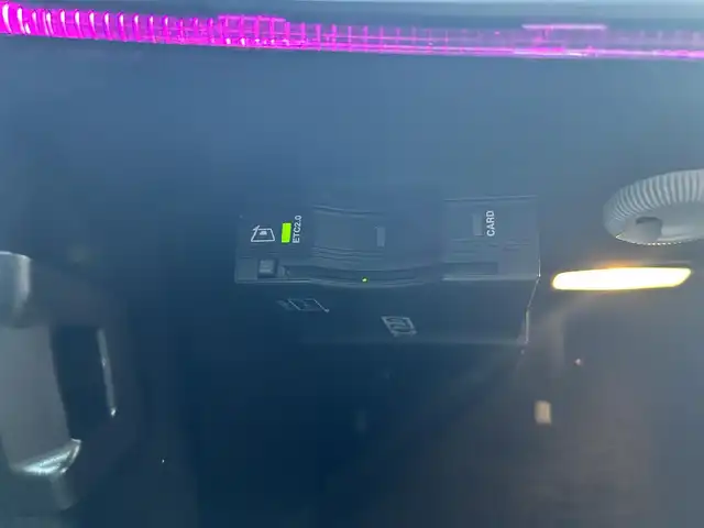 メルセデス・ベンツ ＣＬＳ２２０ｄ スポーツ エクスクルーシブPKG 滋賀県 2021(令3)年 4.9万km ダイヤモンドホワイト BTオーディオ/全方位カメラ/フルセグTV/AppleCarPlay／AndroidAuto/ブルメスターサウンド/ETC2.0/クルーズコントロール（追従アリ）/MTモード付/サンルーフ/シートヒーター/エアシート/ナッパレザー/パフュームアトマイザー/純正フロアマット/純正アルミホイール/レザーエクスクルーシブパッケージ/エアサス