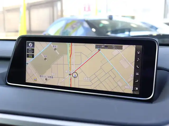 レクサス ＲＸ 300 Fスポーツ 神奈川県 2018(平30)年 5.3万km ホワイトノーヴァガラスフレーク セーフティシステムプラス/サンルーフ /ディスプレイオーディオナビ/フルセグテレビ/BluetoothAudio/アラウンドビューモニター/クルーズコントロール/ドライブモードセレクト/プッシュスタート/パワーバックドア/ETC2.0/LEDヘッドランプ/パドルシフト/ステアリングヒーター/赤革シート/8WAYパワーシート/シートヒーター/シートポジションメモリー機能/手動サンシェード（後席）/保証書、取説、ナビ説/スペアスマートキー