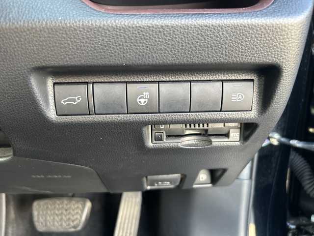 トヨタ ＲＡＶ４ ハイブリッドG 愛媛県 2020(令2)年 4.2万km アティチュードブラックマイカ 純正ナビ/（Bluetooth/AM/FM/ワンセグTV/SD/AUX）/ブラインドスポットモニター/衝突軽減ブレーキ/レーダークルーズコントロール/コーナーセンサー/パワーシート/シートヒーター/LEDヘッドライト/オートマチックハイビーム/ETC/ルーフレール/純正18インチAW/純正フロアマット/4WD/ステアリングヒーター