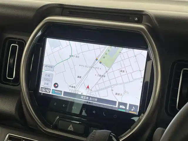 スズキ ハスラー Jスタイル Ⅱ 埼玉県 2024(令6)年 0.5万km ピュアホワイトパール/ウッディブラウン2トーンルーフ 純正９インチナビ　全方位モニター　レーダークルーズコントロール　シートヒーター　純正アルミ　ＣＤ　ＤＶＤ　Ｂｌｕｅｔｏｏｔｈ　ＵＳＢ　地デジフルセグＴＶ　スマートキー　オートライト　ＬＥＤライト