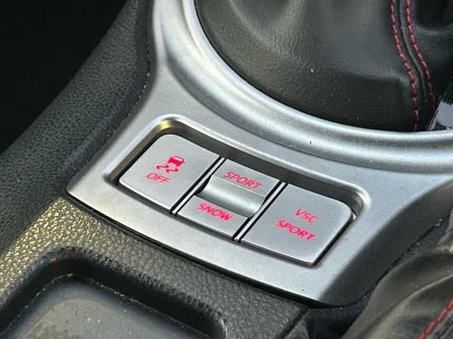 トヨタ ８６ GT 茨城県 2014(平26)年 15.9万km ライトニングレッド 純正ディーラーナビ/バックカメラ/ETC/フルセグTV/Bluetooth/CD/USB/ドライブレコーダー/社外フロアマット/モデリスタエアロ/社外アルミホイール/ドアバイザー/オートライト