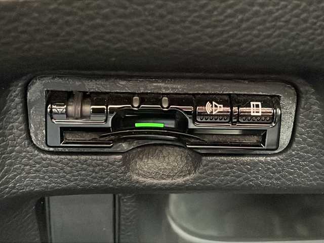 ホンダ Ｎ ＢＯＸ カスタム G L ターボ ホンダセンシング 岩手県 2018(平30)年 5.4万km プラチナホワイトパール 8インチ純正インターナビ/AM/FM/CD/DVD/Bluetooth/フルセグTV/バックカメラ/ビルトインETC/ドライブレコーダー/両側パワースライドドア/レーダークルーズコントロール/衝突被害軽減ブレーキ/レーンキープアシスト/横滑り防止装置/コーナーセンサー/シートヒーター/オートライト/LEDヘッドライト/フォグランプ/スマートキー/プッシュスタート/電動格納ミラー/純正15インチAW/純正フロアマット/パドルシフト/ドアバイザー/保証書/取扱説明書