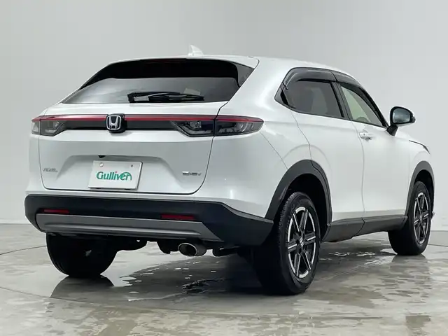 ホンダ ヴェゼル ハイブリッド e:HEV X 新潟県 2022(令4)年 5.6万km プラチナホワイトパール ホンダコネクトナビ（Bluetooth・USB）/バックカメラ　/純正エアロ（フロント・サイド・リア）　/ETC2.0　/フルセグ　/レーンキープアシスト　/追従クルーズコントロール　/前後コーナーセンサー　/ダウンヒルアシストコントロール/アイドリングストップ/衝突被害軽減システム　/前席シートヒーター　/電動格納サードシート/LEDオートライト/オートマチックハイビーム/純正前後ドライブレコーダー/寒冷地仕様/４WD/純正フロアマット/純正１８インチアルミホイール/ワイヤレス充電/ヒーテッドドアミラー/ワイパーデアイサー/パドルシフト/ブレーキホールド/レザーステアリング/スポーツモード/エコモード/スマートキー/スペアキー