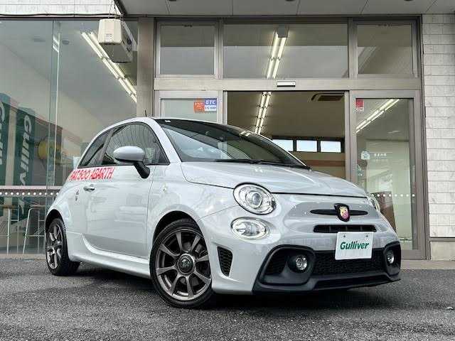 アバルト ５９５ 埼玉県 2018(平30)年 10.3万km Gligio Campovolo 社外SDナビ/【CD/DVD/フルセグ/Bluetooth】/バックカメラ/ETC/キーレス/HID/横滑り防止装置/LSD/保証書/取扱説明書/スペアキー