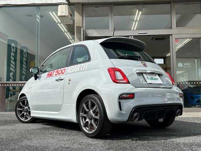 アバルト ５９５ 埼玉県 2018(平30)年 10.3万km Gligio Campovolo 社外SDナビ/【CD/DVD/フルセグ/Bluetooth】/バックカメラ/ETC/キーレス/HID/横滑り防止装置/LSD/保証書/取扱説明書/スペアキー